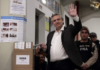 13est3f01-argentina-fernandez-afp