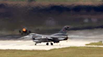 Il ministero della difesa turco ha detto che il drone è stato abbattuto da jet F-16_Umit Bektas _Reuters