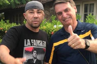 A Josinaldo Lucas Freitas, insegnante di arti marziali, piaceva pubblicare foto sui politici sui social network (riproduzione Instagram Instagram