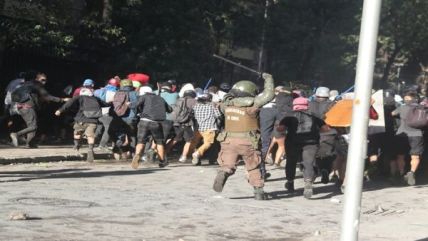 Nonostante le violente repressioni_i manifestanti hanno ribadito che non lasceranno le strade fino a quando non raggiungeranno i loro obiettivi_ Reuters