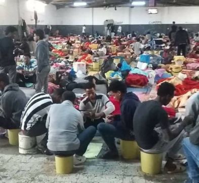 tajoura-dentro-lhangar