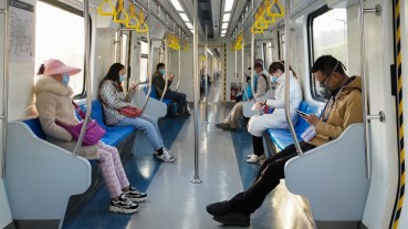 ore di punta del lunedì 13 aprile 2020 a Pechino_Cina _Lintao Zhang _Getty Images