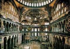 interno della Basilica di Santa Sofia a Istanbul_Foto Aisa-Leemage
